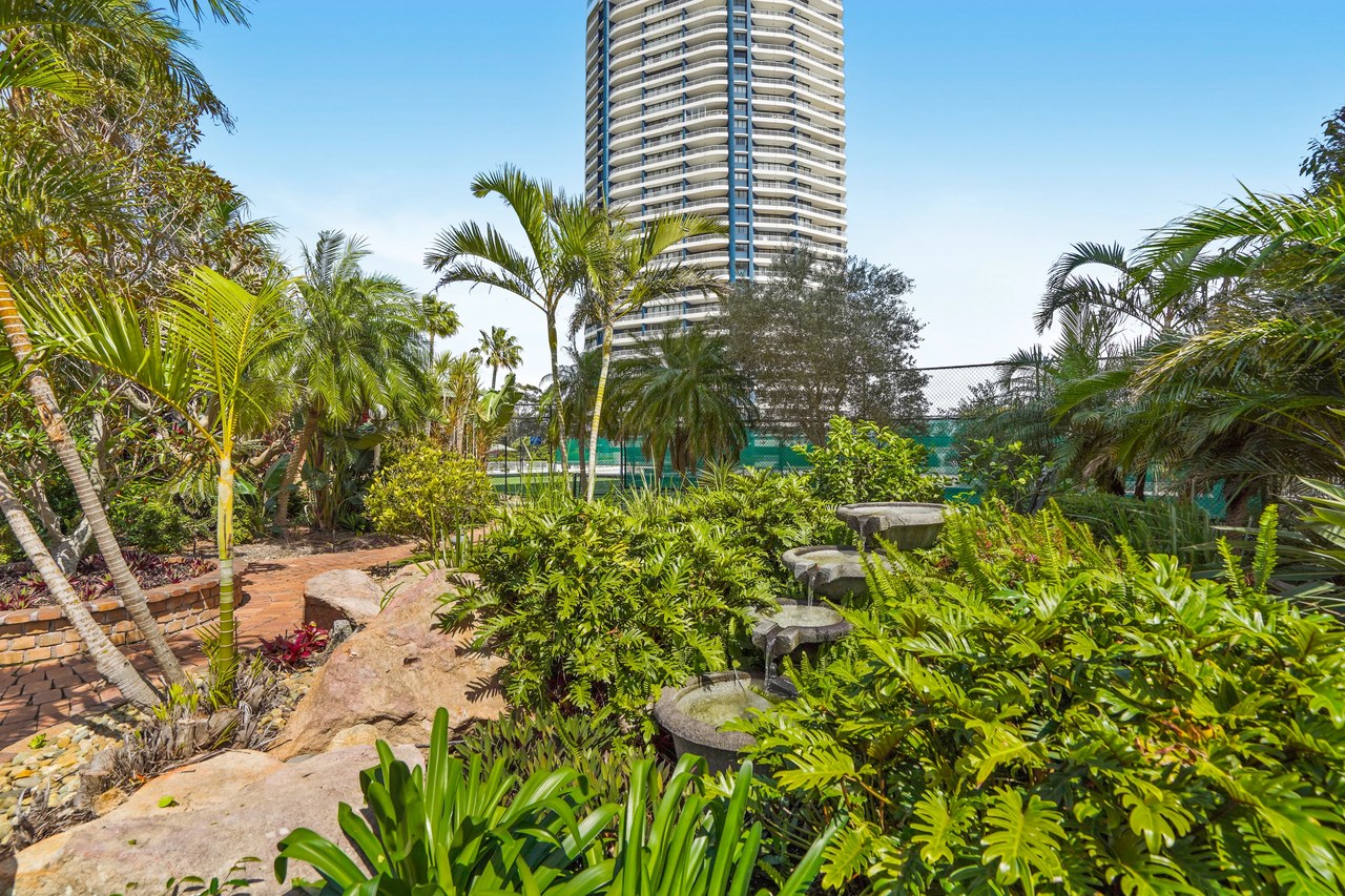 Gardens, listing photo