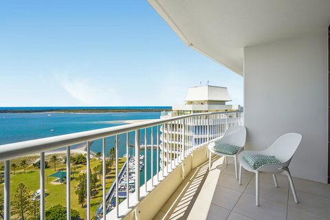 Main bedroom balcony